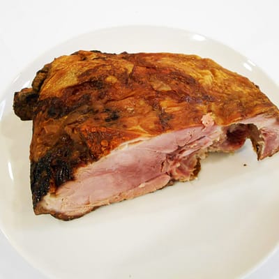 medio lacón asado de cerdo